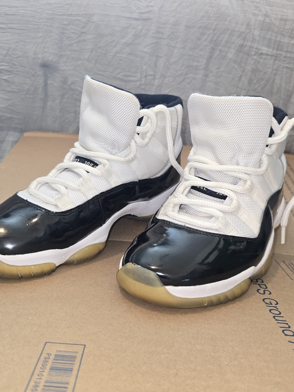 Nike Air Jordan 11 Retro High Concord 2018 White/Black 378037-100 Mens Size 8